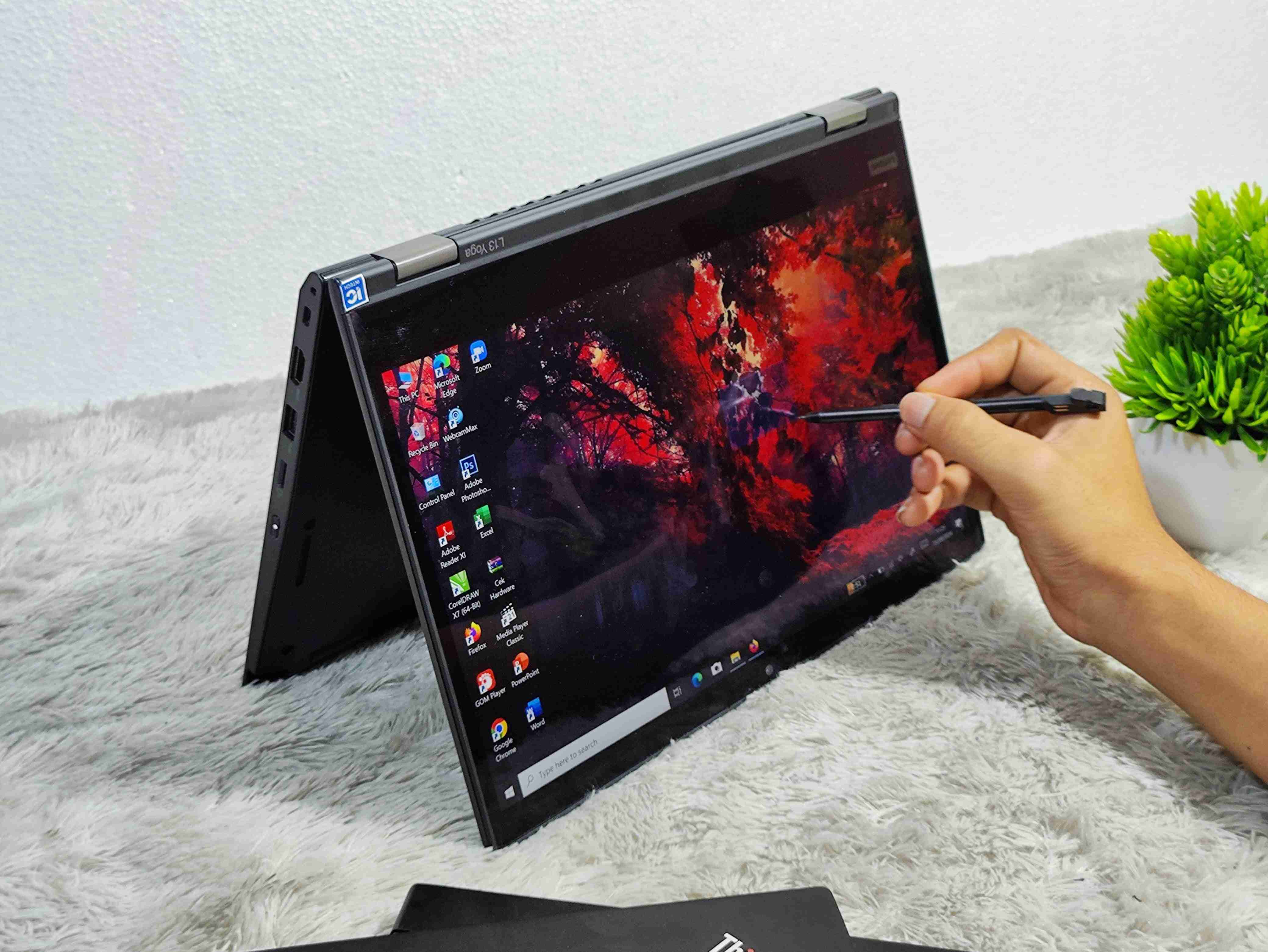 Lenovo ThinkPad L13 Yoga Touchscreen